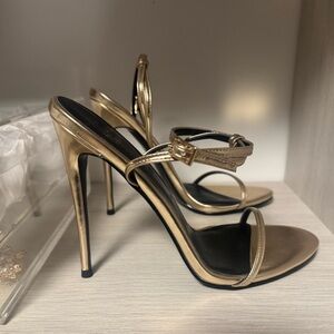 Femme Los Angeles Gold Heeled Sandals Size 38 New